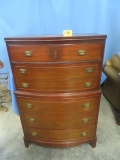 HICKORY MFG. CO. MAHOGANY CHEST OF DRAWERS  52 X 33 X 20