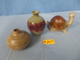 2 VASES & SNAIL