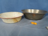 WHITE PORCELAIN PAN & METAL PAN