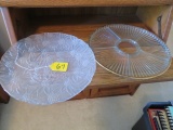 2 GLASS SERVING PLATTERS