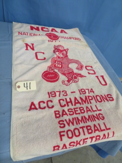 NC STATE WOLFPACK 1973-74 TOWEL