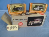 1928 MODEL LINCOLN & 2 HERSHEYS TRUCKS