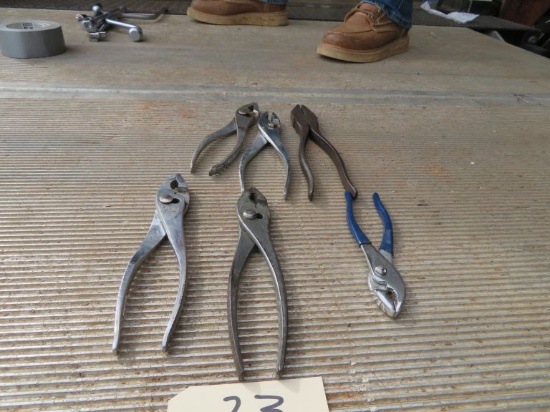 6 PAIR OF PLIERS