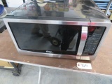OSTER MICROWAVE 22 X 17- CLEAN