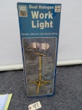 DUAL HALOGEN WORK LIGHT BY WORK SITE