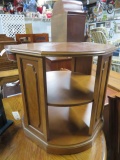 OVAL SIDE TABLE  26 X 24