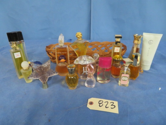 LARGE LOT  OF WOMENS PERFUME, BEAUTIFUL, ELIZABETH ARDEN AND OTHERS