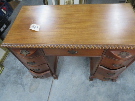 MAHOGANY SERPENTINE KNEE HOLE DESK  W/ CLAW FT  42 X 21 X 30