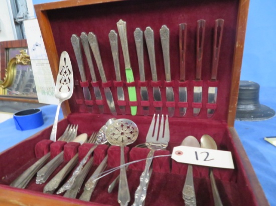 SILVER PLATED FLATWARE  46 PC