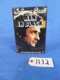 1975 JOHNNY CASH MAN IN BLACK BOOK