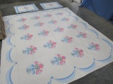 QUILT W/ PILLOW SHAMS