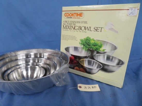 NEW IN BOX COOKTIME STAINLESS BOWLS