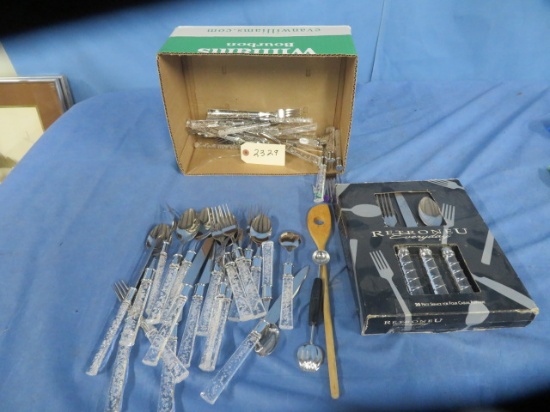 20 PCS. FLATWARE NEW IN BOX