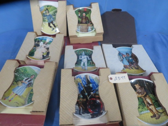 8 WIZARD OF OZ COLLECTOR PLATES BY EDWIN M. KNOWLES