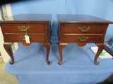 2 QUEEN ANNE END TABLES 22 X 27 X 22 T