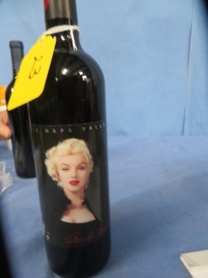 2012 MARILYN MERLOT