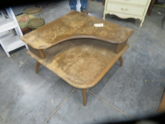 MID CENTURY END TABLE  32" X 32"