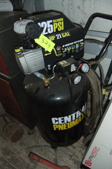 LIKE NEW CENTRAL PNEUMATIC 125 PSI 2.5 HP AIR COMPRESSOR
