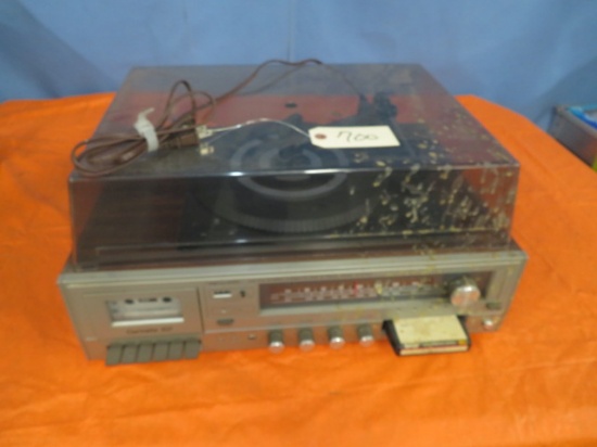 8 TRACK RECEIVER & CASSETTE PLAYER