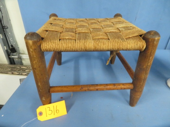 SMALL CANE TOP STOOL 11" T