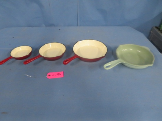 4 PORCELAIN PAINTED CAST IRON FRYING PANS