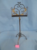 METAL MUSIC STAND  39