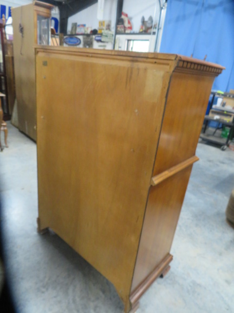 SUMTER CABINET CO. CHEST OF DRAWERS 38 X 19 X 54 | Proxibid