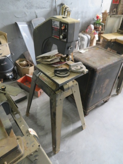 CRAFTSMAN 10" BAND SAW W/ EXTRA BLADES