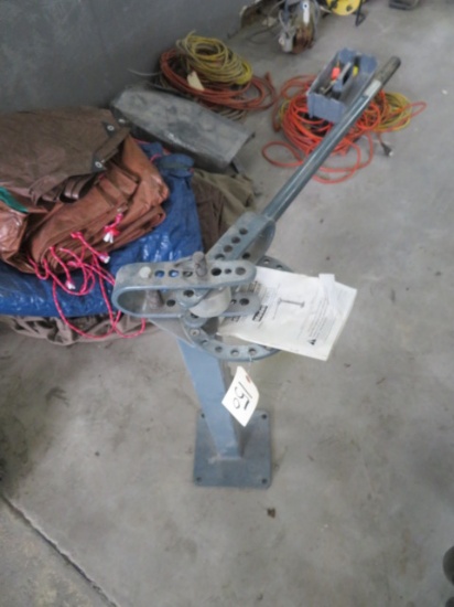 CENTRAL MACHINERY COMPACT BENDER FLOOR MOUNT