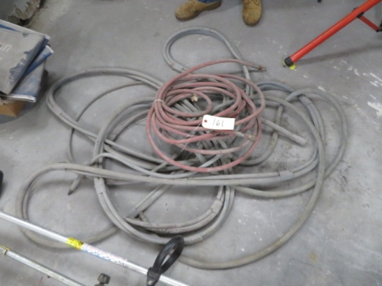 2 AIR HOSES