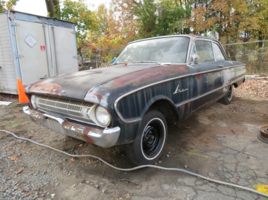1961 FORD FALCON - MISSING ONE TIRE AND WHEEL