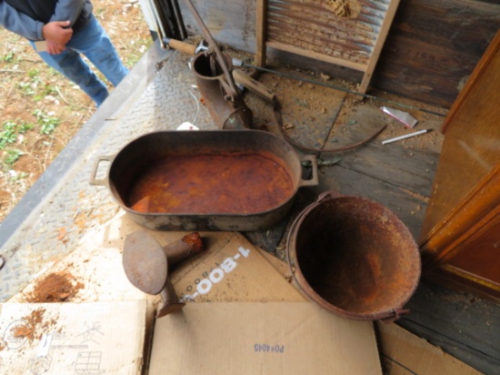 CAST IRON POTS 4 PCS.