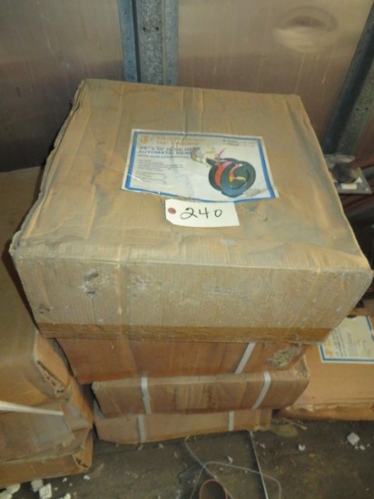 NEW HOSE REELS  4- 3/8"