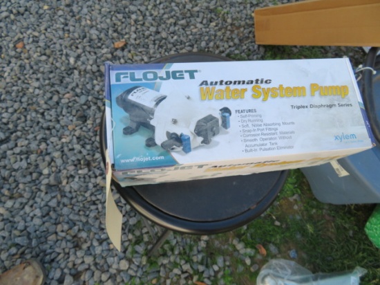 FLOJET WATER PUMP SYSTEM