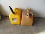 2 GAS CANS