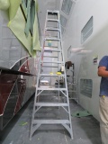 WERNER  10 FT. FIBERGLASS LADDER