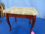 QUEEN ANNE OTTOMAN OR DRESSING STOOL W/ NEEDLEPOINT FABRIC