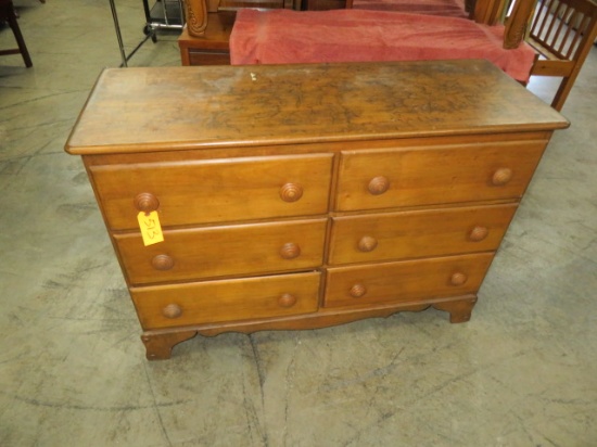 DRESSER  48 X 17 X 33