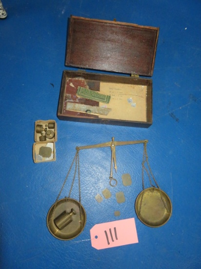 OLD BRASS SCALE