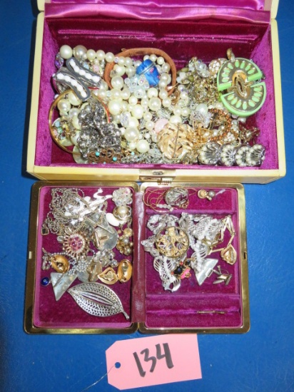 COSTUME JEWELRY IN JEWELRY BOX