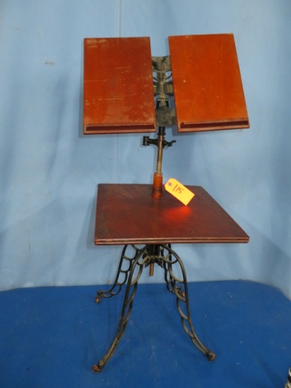 VINTAGE MUSIC STAND