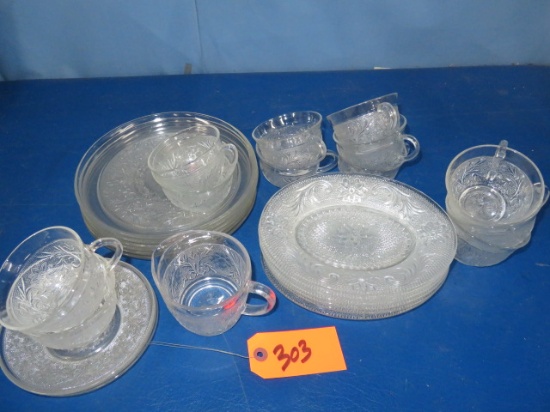 25 PCS. GLASS LOT