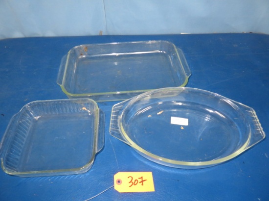 PYREX BAKING DISHES