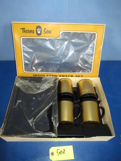 VINTAGE THERMOS SNACK SET IN BOX