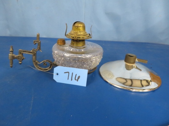 GLASS OIL LAMP