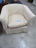 CLEAN UPHOLSTERED CHAIR