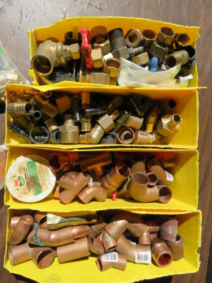 LOT OF MISC. COPPER AND BRASS FITTINGS