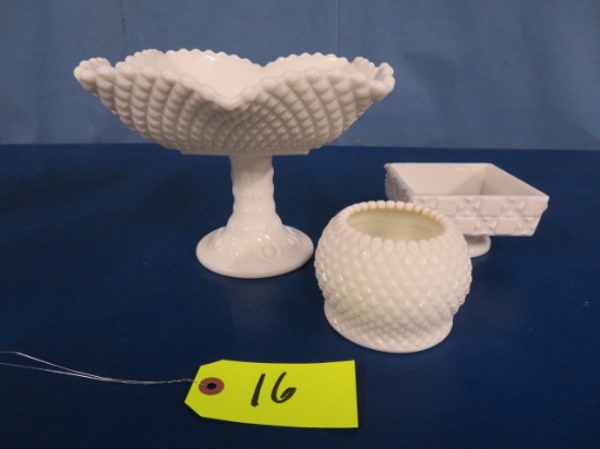 3 PCS. MILK GLASS