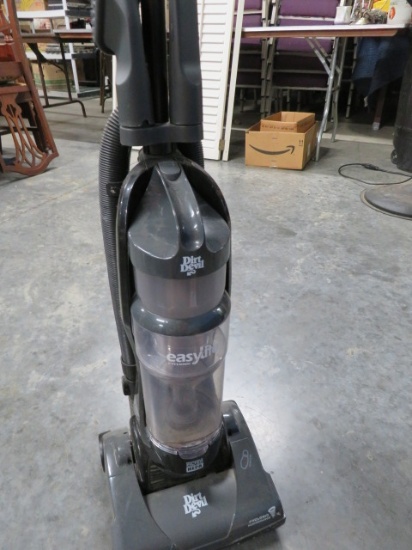 DIRT DEVIL VACUUM