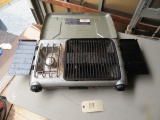 COLEMAN PROPANE CAMPING GRILL